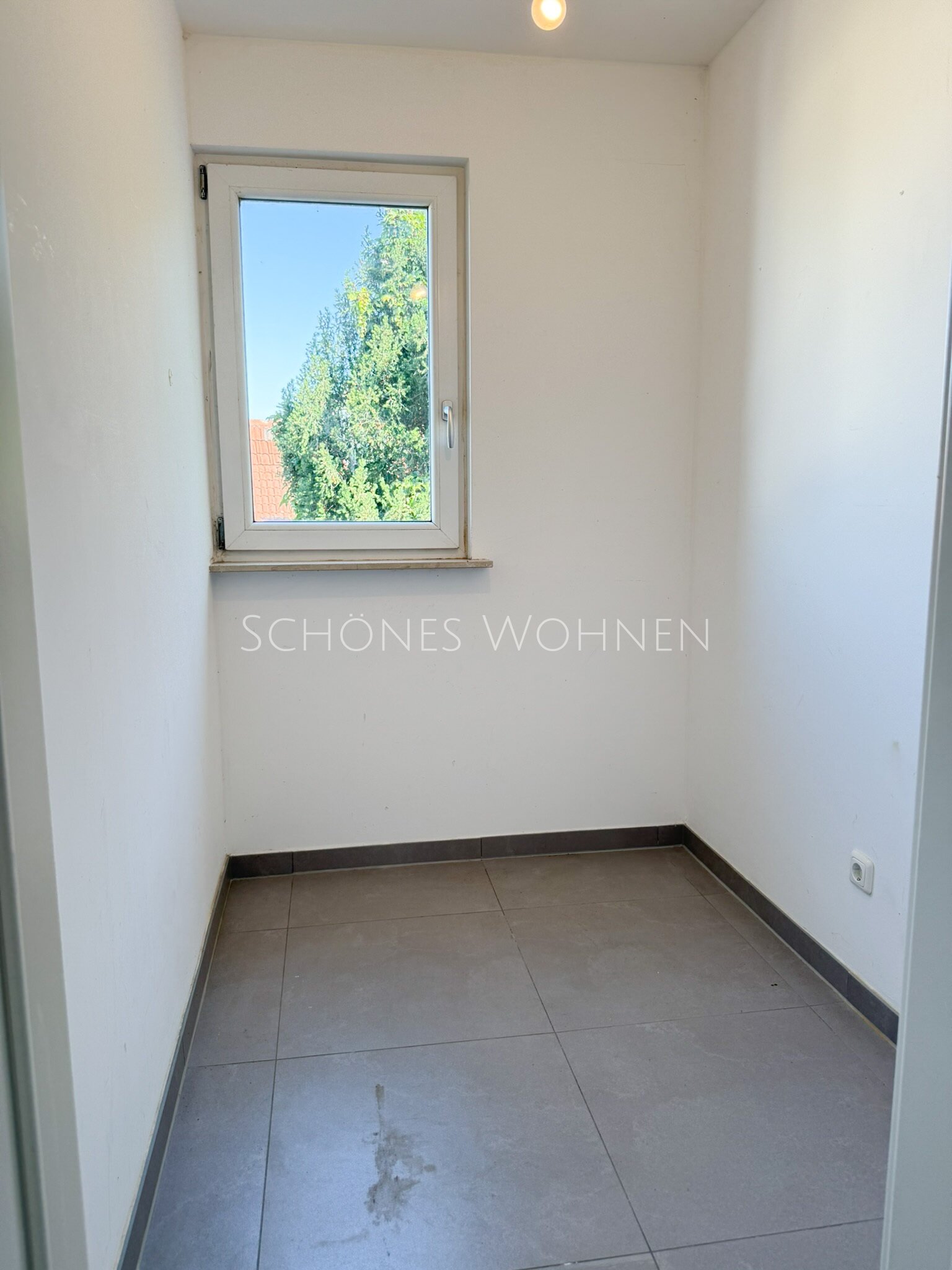 Moderne 4-Zimmerwohnung mit Blick ins Grüne | Mz-Hechtsheim