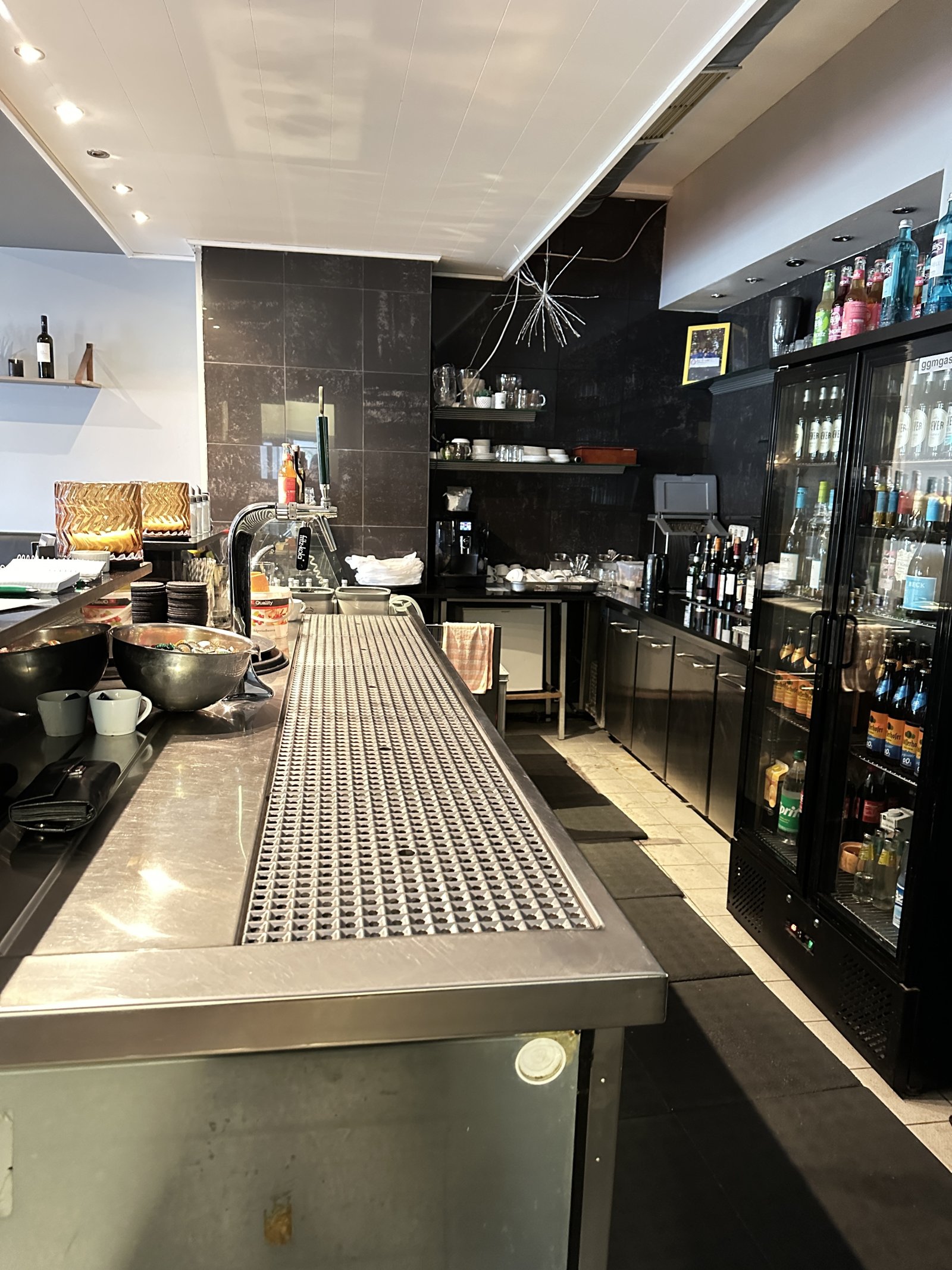 Traum vom eigenen Restaurant? Übernahme gut laufender Gastro in Mainz-Hechtsheim (Gewerbegebiet)