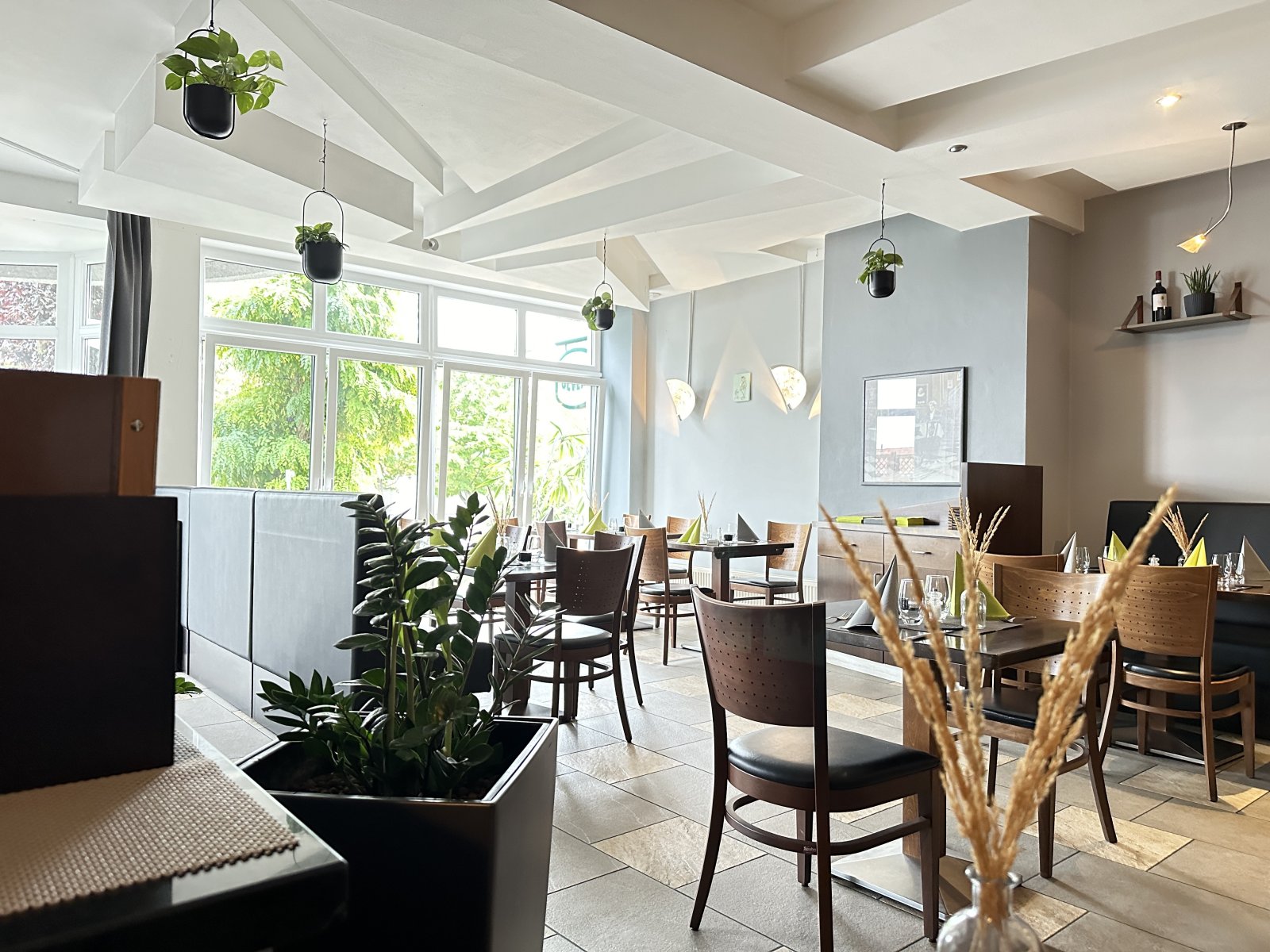 Traum vom eigenen Restaurant? Übernahme gut laufender Gastro in Mainz-Hechtsheim (Gewerbegebiet)