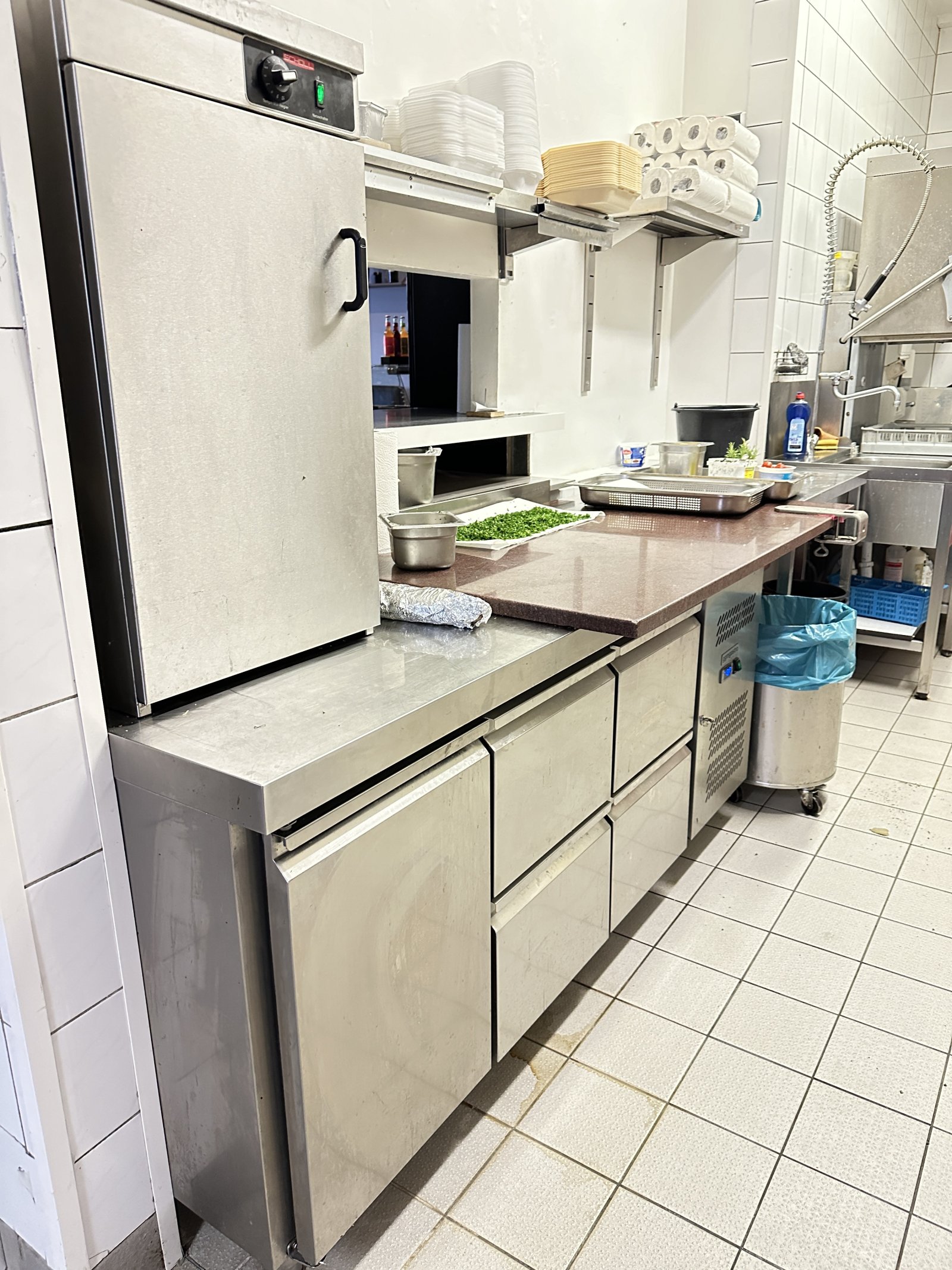 Traum vom eigenen Restaurant? Übernahme gut laufender Gastro in Mainz-Hechtsheim (Gewerbegebiet)