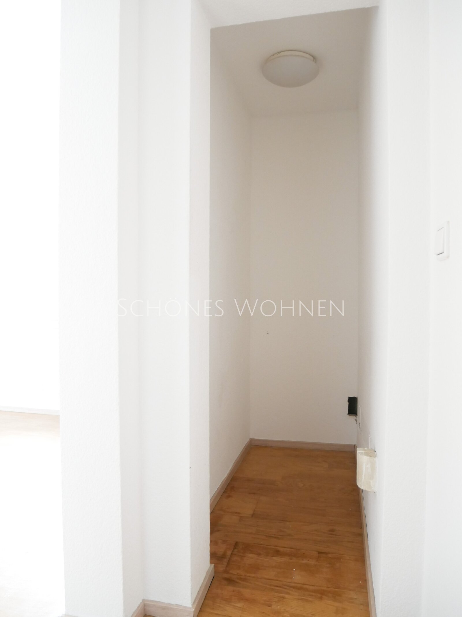 Wo Wände Geschichten erzählen – ETW im alten Fährhaus | Ginsheim-Gustavsburg