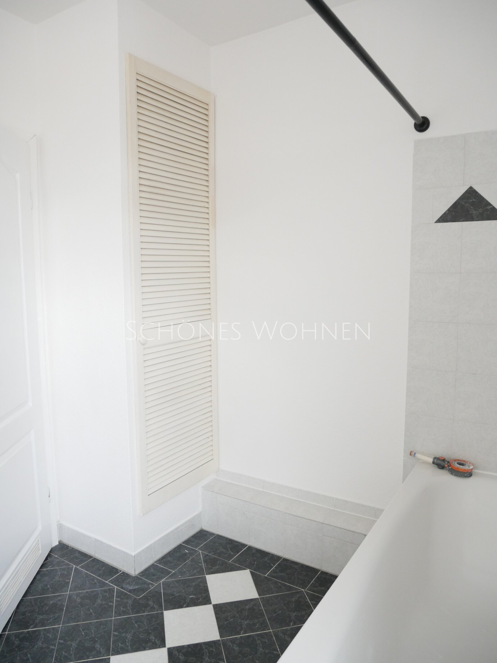 Wo Wände Geschichten erzählen – ETW im alten Fährhaus | Ginsheim-Gustavsburg