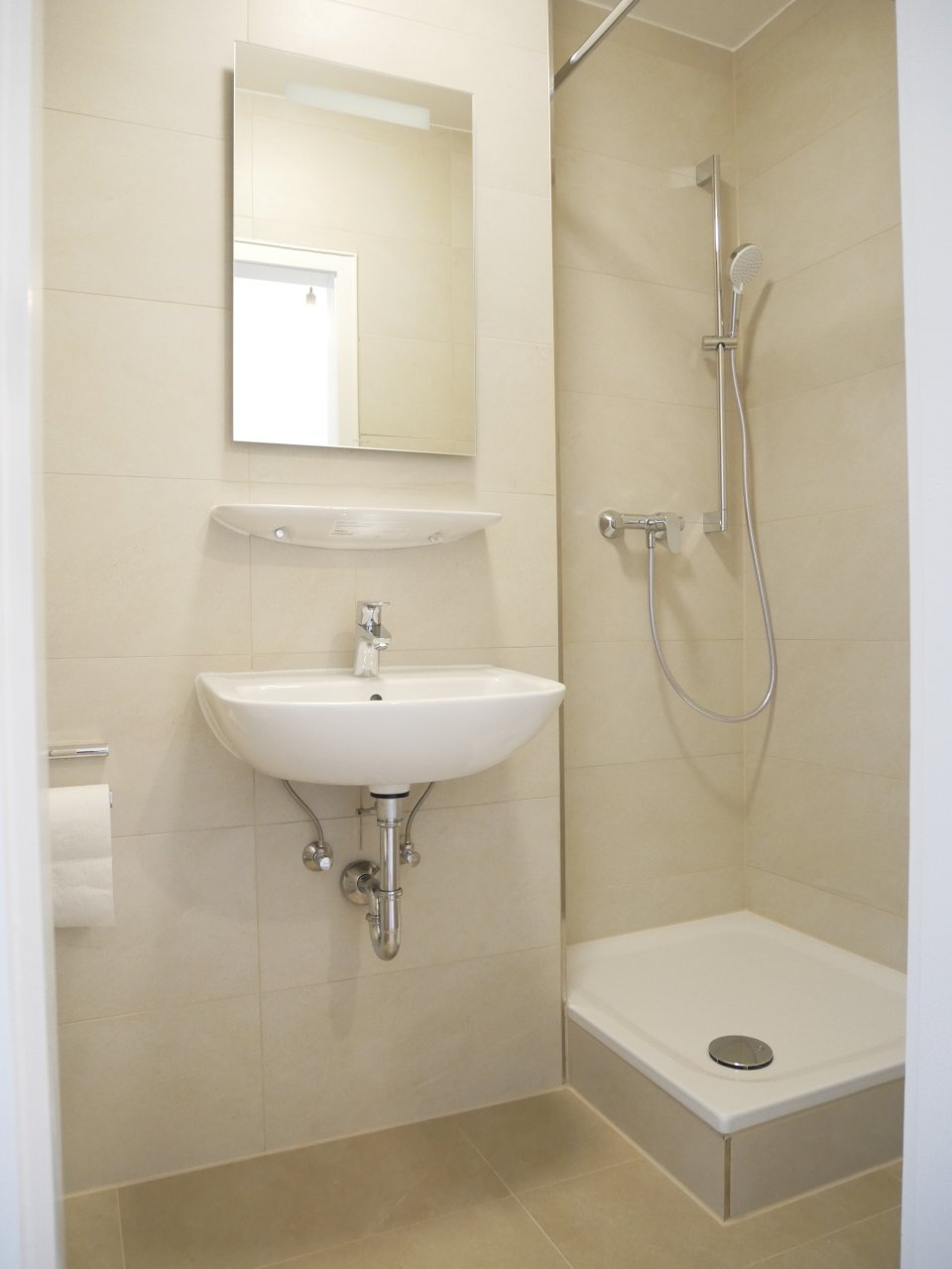 Single-Appartement mit Rheinpanorama | Mainz-Neustadt 