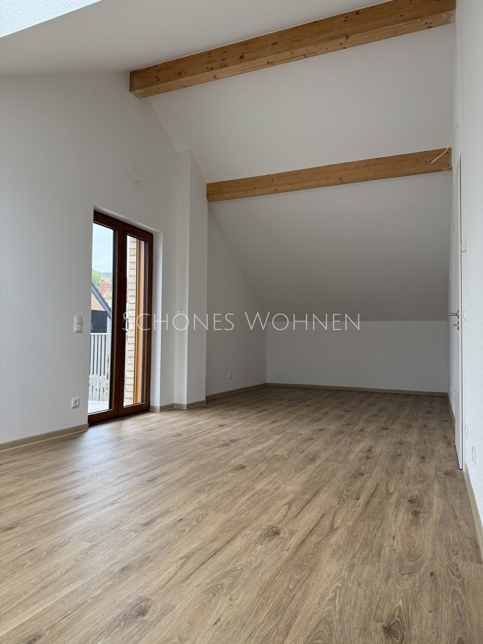  Schlafzimmer rechte Setie