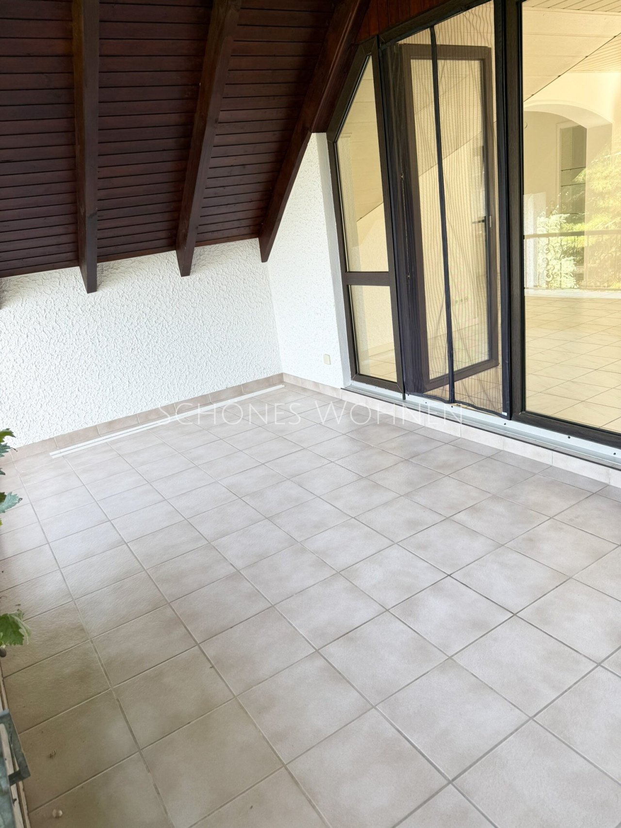  Loggia