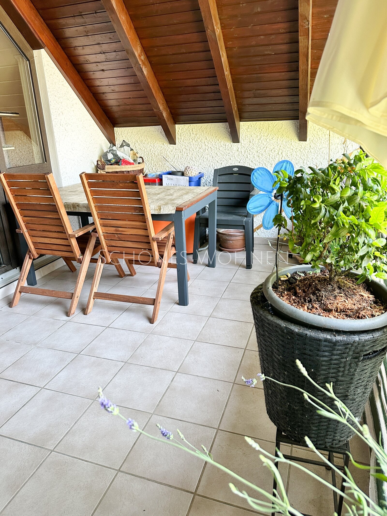 Loggia Loggia