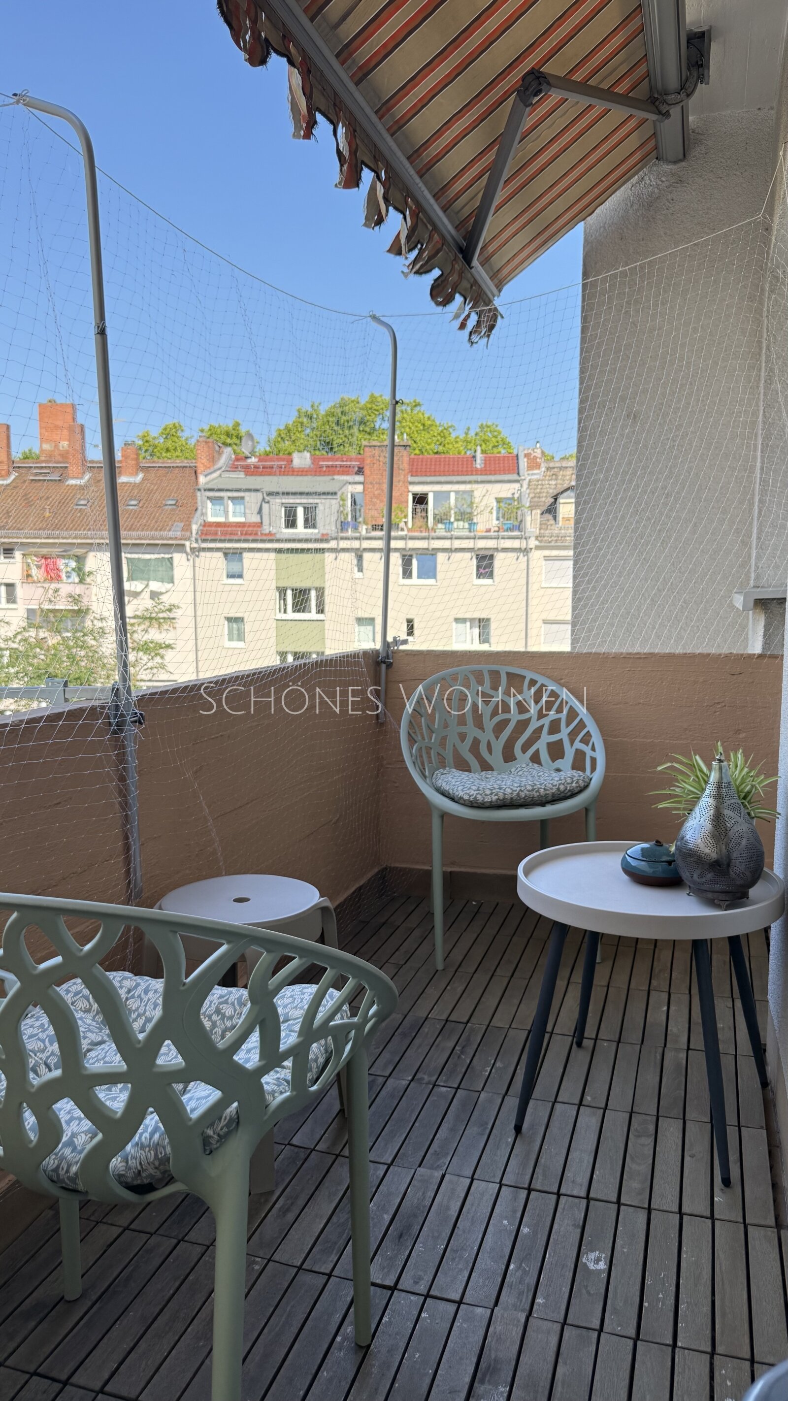 Balkon zum Hinterhof Balkon zum Hinterhof