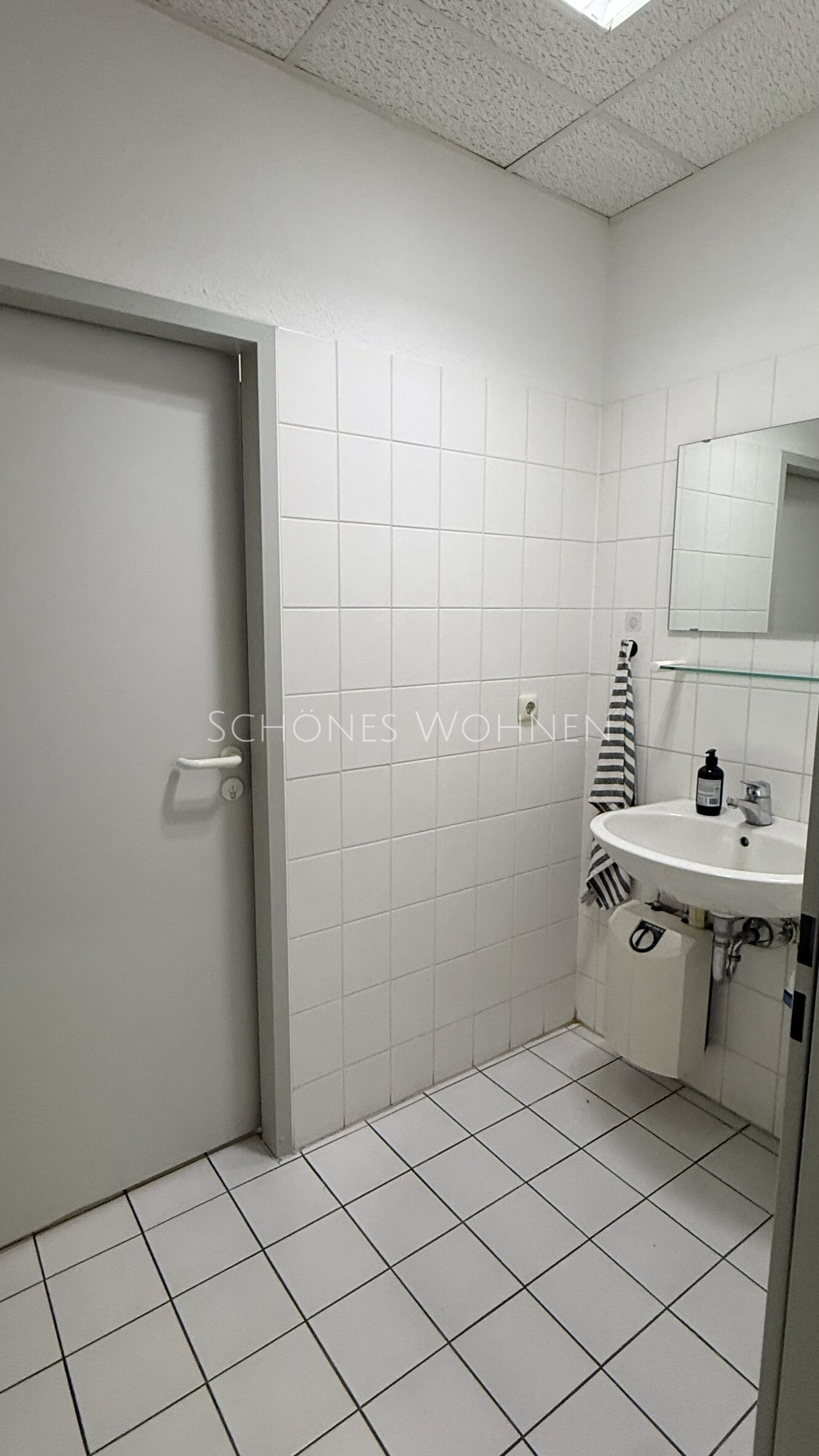 Damen-WC Damen-WC
